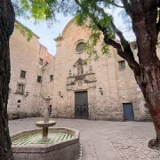 El casco antiguo de Barcelona: Plaza de San Felip Neri de Barcelona