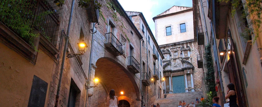 Qué ver en Gerona Pujada de Sant Domènec